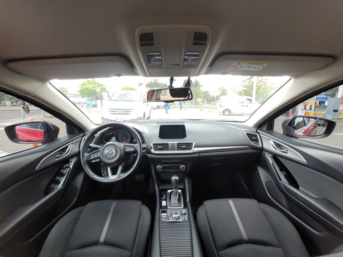 Mazda 3 2.0 Touring