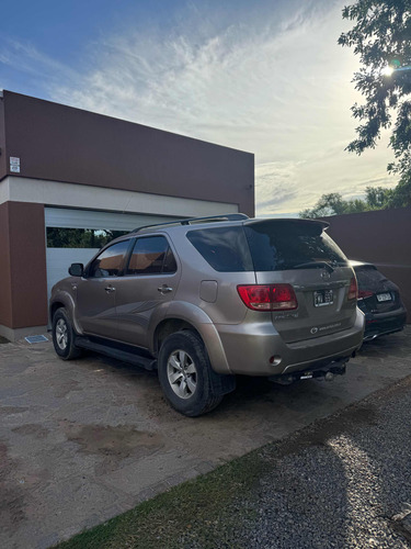 Toyota Hilux Sw4 3.0 Srv Cuero