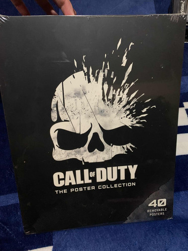 Call Of Duty The Poster Collection Activision (Usado)