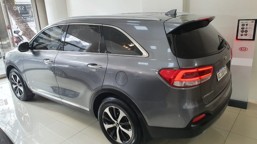 Imagen 2 de 15 de Kia Sorento Crdi 4x4 Full