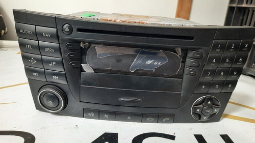 Radio Mercedes E320 Ano 2004  (com Reparo Na Tela )