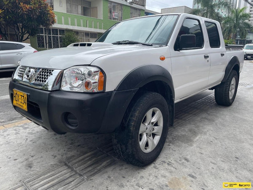 Nissan Frontier Ax 2.5 4x4