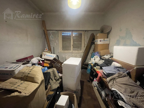Casa Quinta En 3 Amb. En Venta Lote 900 M2 Excelente Ubicación - Moreno