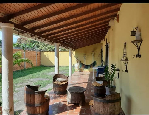 Imagen 14 de 21 de 04244660520 Dayana Sanchez Vende Amplia Casa Campestre San Diego Las Morochas
