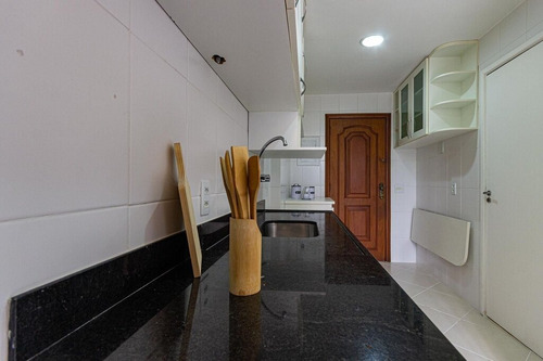 Imagem 18 de 30 de Apartamento À Venda No Bairro Laranjeiras - Rio De Janeiro/rj - O-21360-35512