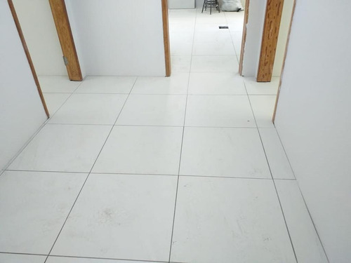 Imagem 3 de 10 de Pisos Elevados Em Ardósia