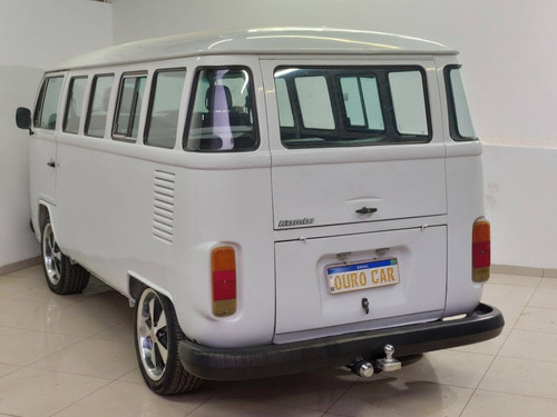 Imagem 4 de 6 de Volkswagen Kombi 1.6 Luxo 8v Gasolina 3p Manual