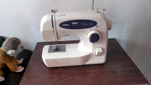 Imagen 2 de 3 de Máquina De Coser Marca Brother Usada, En Perfecto Estado