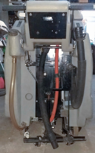 Imagen 2 de 4 de Lavadora De Pisos Super Scrubber 32b