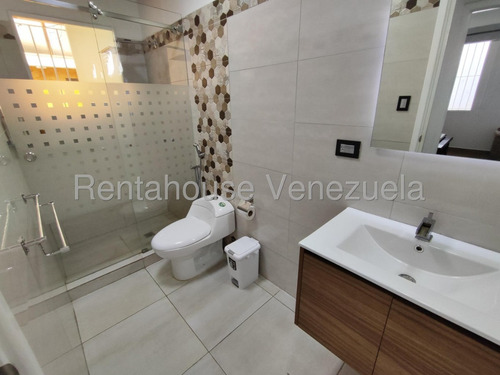 Casa De Lujo En Venta Alto Prado Yf