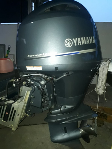 Imagem 3 de 4 de Motor De Popa Yamaha 200hp Ano 2015