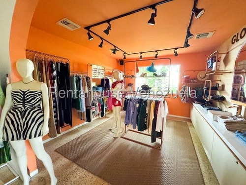 Local Comercial Multiemprendedor En Venta En Los Palos Grandes 25-23477 Cs