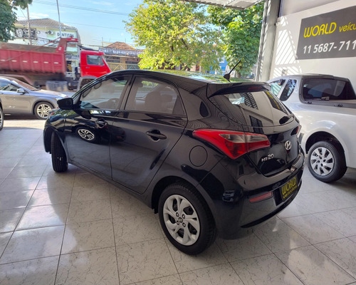 Hyundai HB20 1.6 COMFORT PLUS 16V FLEX 4P AUTOMÁTICO