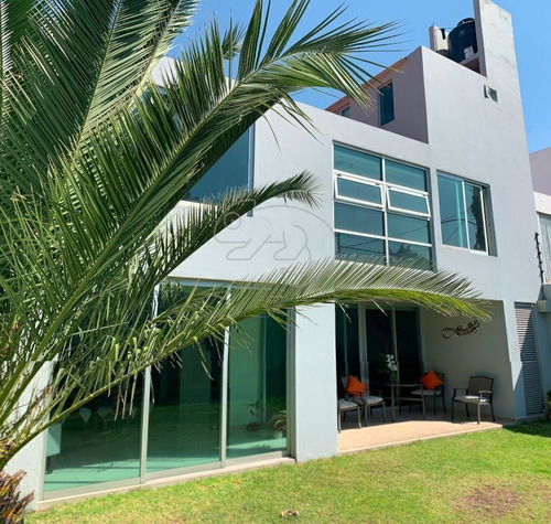 Imagen 19 de 30 de Casa En Venta En Satélite. Con Amplios Espacios.