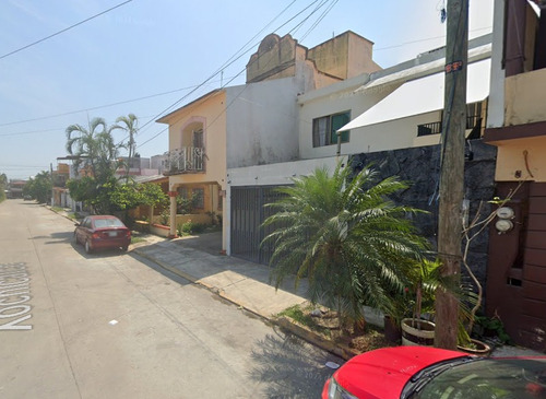 Casa En Venta En Remate Bancario En Comalcalco Tabasco - Jcbb10