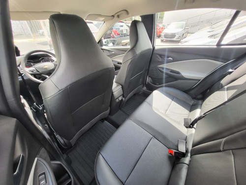 Chevrolet Onix plus 1.0 Lt