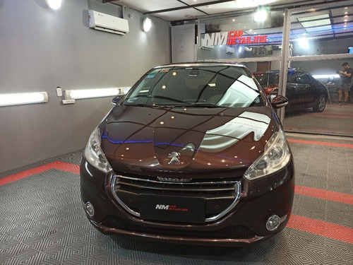 Imagen 2 de 15 de Peugeot 208 1.6 Feline Pack Cuir 2014