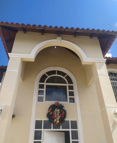 Imagen 9 de 30 de Casa En Venta Puerto Ordaz, Urbanización Chilemex Calle Copiapó, Bella Y Lista Para Iniciar Tu Hogar En Una Zona Tranquila. Una Casa Amplia Para Compartir En Familia