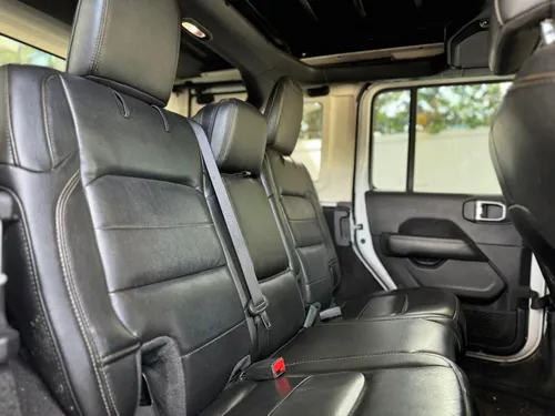 Jeep Wrangler 3.7 Unlimited Sahara 3.6 4x4 At