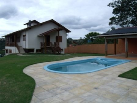 Casa Em Vila Nova Com 3 Dormitórios - Mi8525