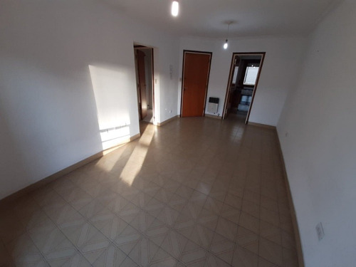 Imagen 3 de 10 de Departamento En Venta En Mar Del Plata