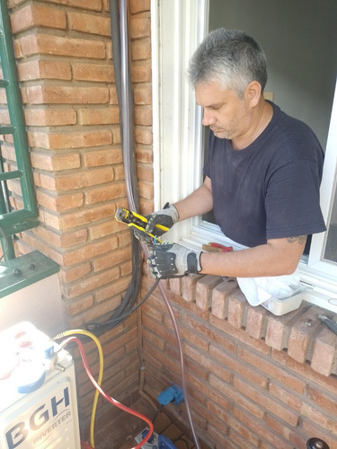 Instalación Y Service De Aire Acondicionado - Matriculado