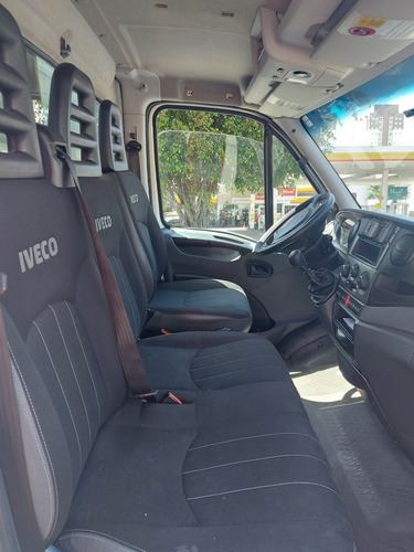 Imagem 10 de 12 de Iveco