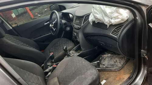 Imagem 5 de 9 de Sucata Hyundai Hb20 Hb20 1.6m Retirada De Peças