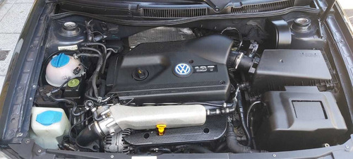 Imagen 10 de 16 de Volkswagen Bora 2010 1.8 Highline T Tiptronic Cuero