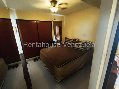 Bello Apartamento En Venta Bello Monte #25-18467