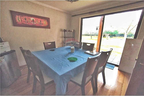 Se Vende Amplia Casa Av. Las Rastras.