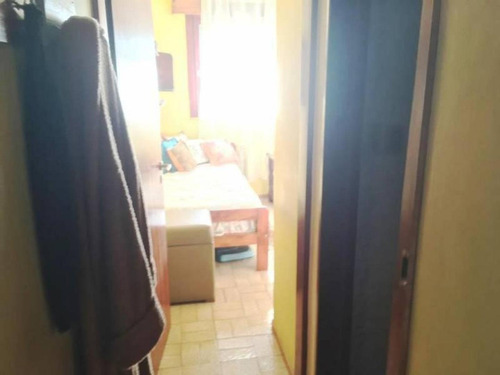 Imagen 29 de 30 de En Venta. Importante Casa Con Amplio Jardin. 900m2 Pellegrin