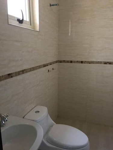Imagen 7 de 15 de Noreida Delgado +58 414-1431887 / Townhouse En Venta, Terrazas Del Country Altos De Guataparo Res Mykonos, Valencia.