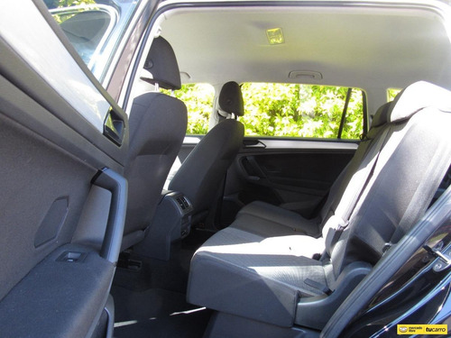 Imagen 19 de 25 de Volkswagen Tiguan 2.0 Trendline Tsi 4motion (7 Puestos)