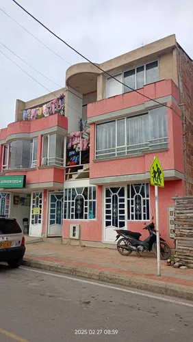 Vendo Casa Con Tres Apartamentos