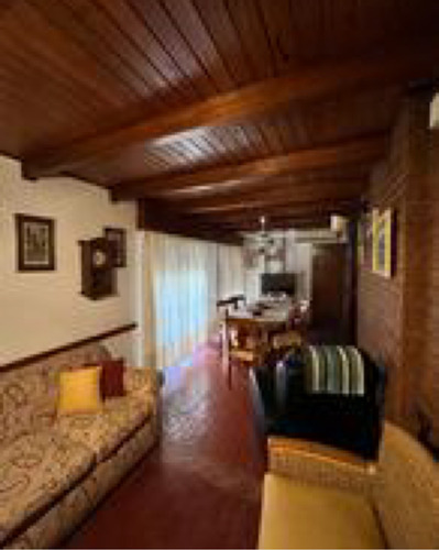 Casa En Cerro De Las Rosas - Tres Dormitorios En Planta Baja