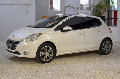 Peugeot 208 Feline 1.6 2013 Gnc Blanco