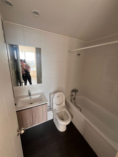Departamento En Arriendo De 1 Dorm. En La Cisterna