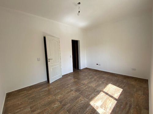 Duplex 4 Amb C/patio En Olivos