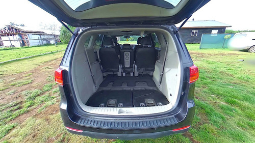 Imagen 12 de 16 de Kia Gran Carnival Ex 2.2 At