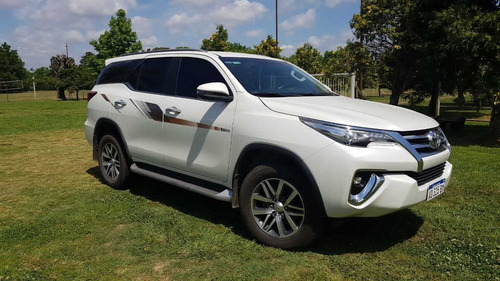 Toyota Sw4 2.8 Srx 177cv 4x4 7as At 2019