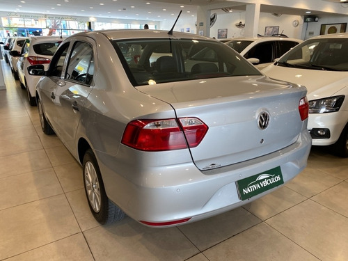 Imagem 4 de 11 de Volkswagen Voyage Trendline 1.6 Msi