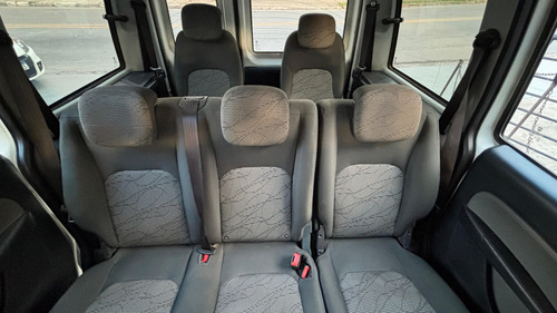 Fiat Doblo 1.8 16v Essence 7l Flex 5p 5 marchas