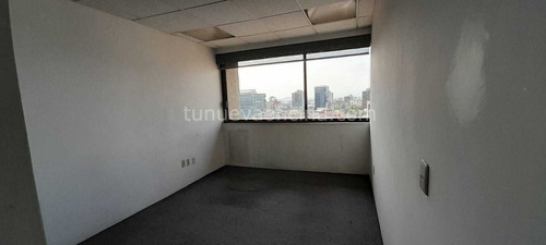 Oficina De 132m2 Acondicionada En Renta En Torre Corporativa En Col. Juarez,cdmx