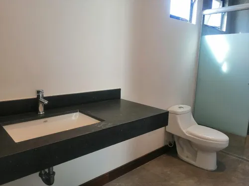 Casa En Venta En Colonia Los Cristales, Monterrey, Nuevo León