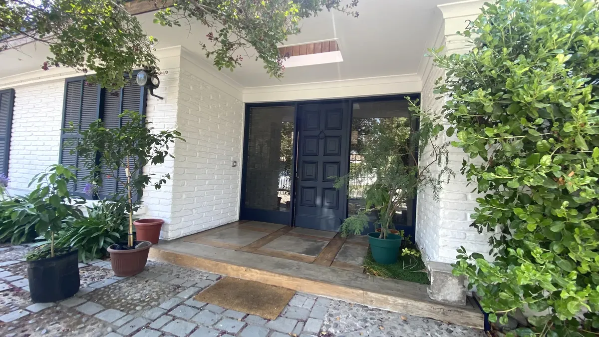 Imagen 2 de 30 de En Venta Gran Casa Barrio Pedro De Valdivia Norte,403 M2 T.