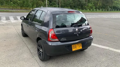 Renault CLIO STYLE Clio Style 1.2 mt modelo 2016