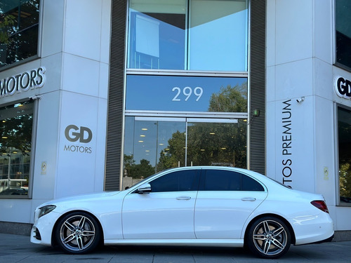 Imagen 8 de 25 de Mercedes Benz E400 2018