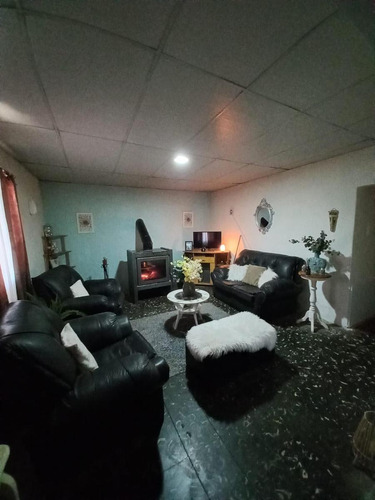 Casa Quinta En Venta - 2 Dormitorios 1 Baño - Mendoza
