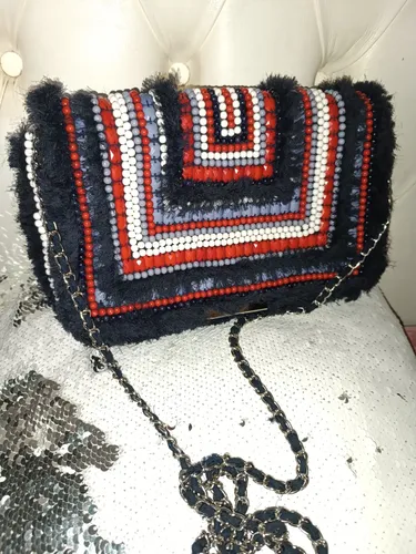 Carteras bordadas con piedras sale
